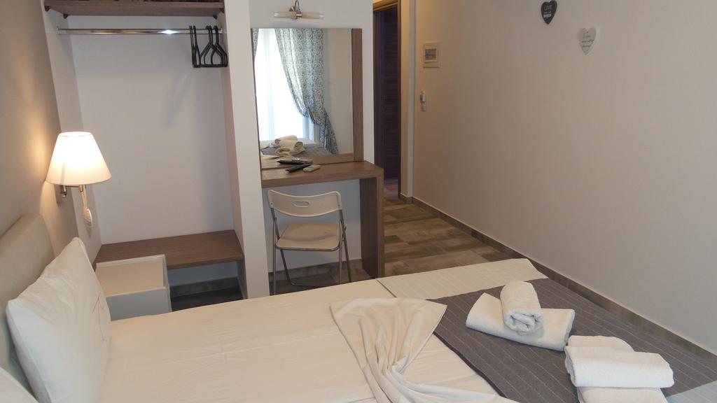 House Roula Hotel Neos Marmaras Luaran gambar